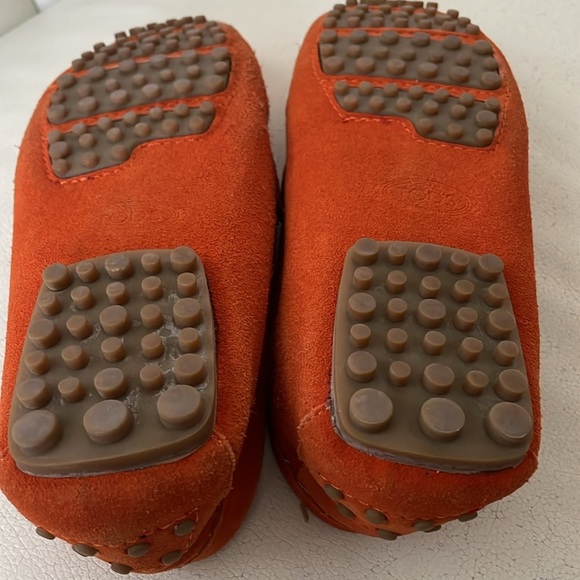 Tod’s Women’s Loafers - Picture 7 of 17